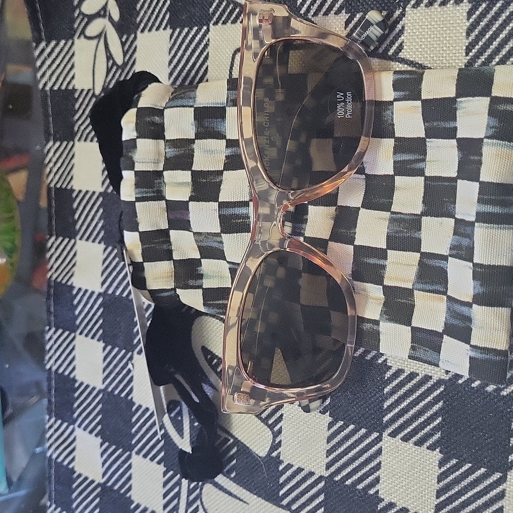 Mackenzie childs gorgeous sunglasses bagged tagged uv sticker amber pink…